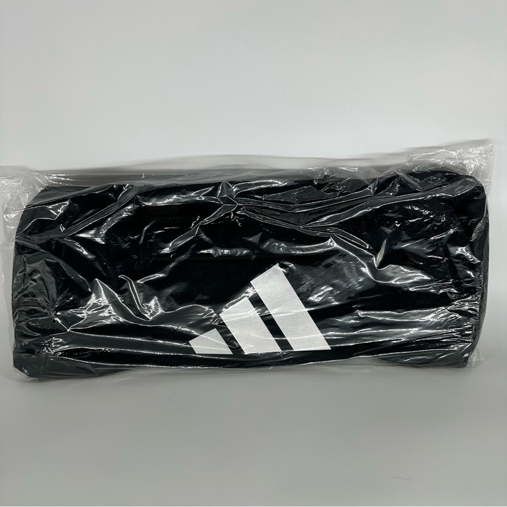 New Adidas Defender 5 Medium Duffel Bag - Picture 5 of 8